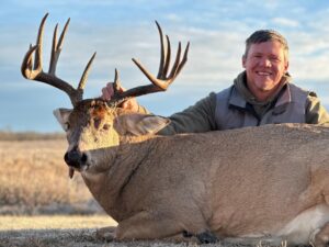 Three Peak Outfitters deer hunt outfitter flatbush alberta field