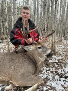 Three Peak Outfitters deer pic